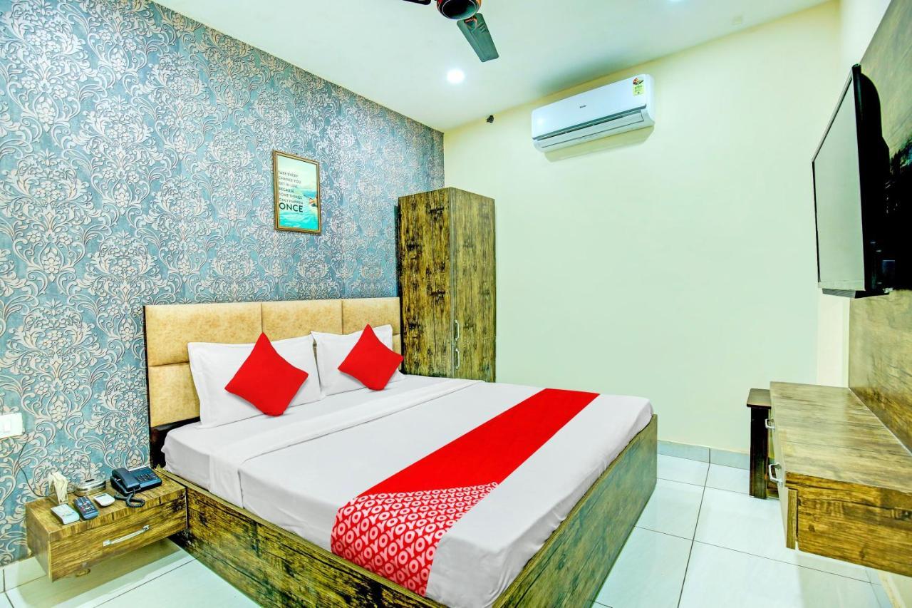 Hotel O Grace Villa Λουντιάνα Εξωτερικό φωτογραφία