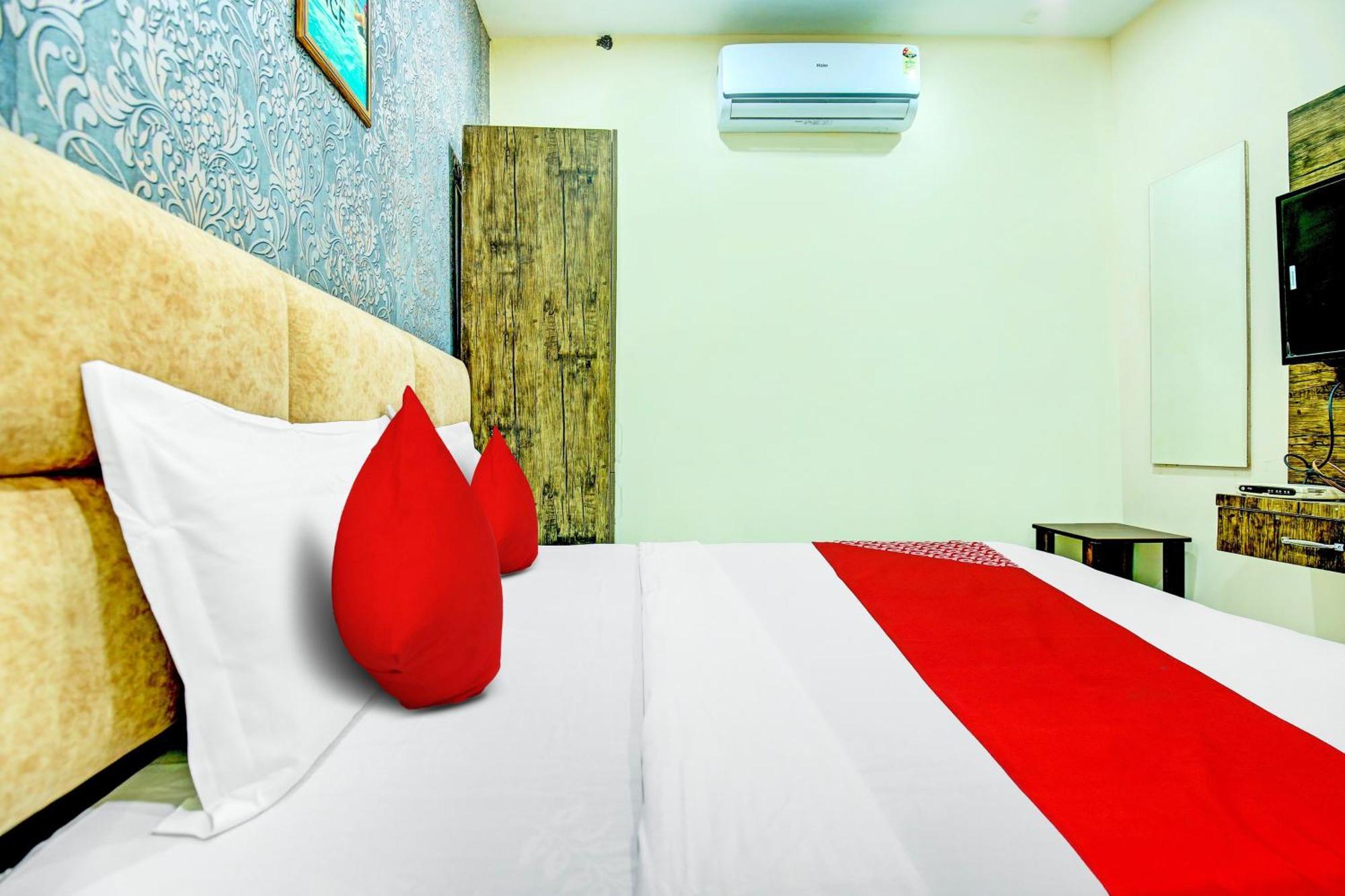 Hotel O Grace Villa Λουντιάνα Εξωτερικό φωτογραφία